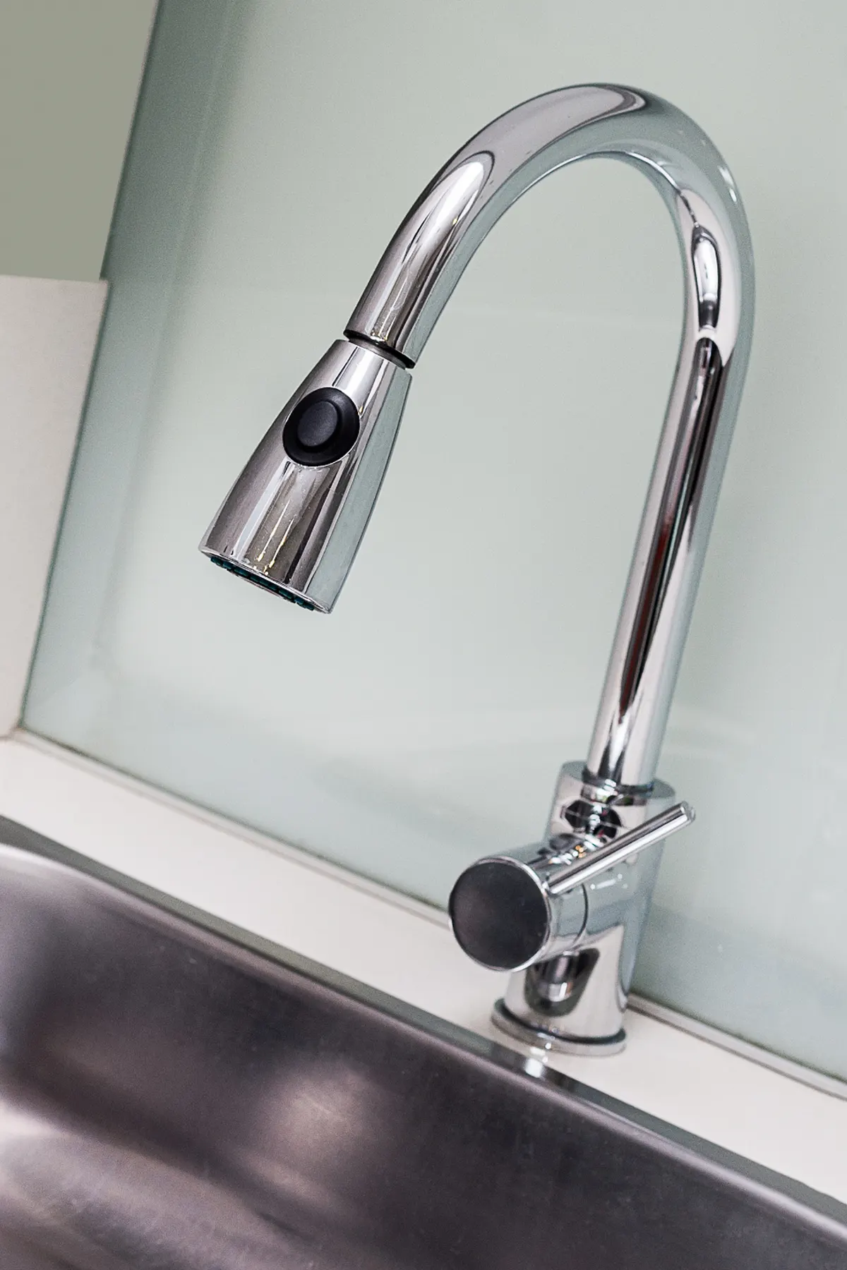 chrome pull-down kitchen faucet